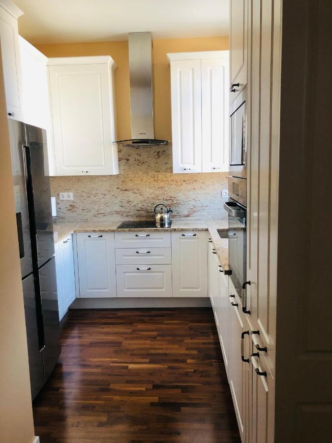 Swiss Central Luxury Apartment 132M2 Sarajevo Bagian luar foto